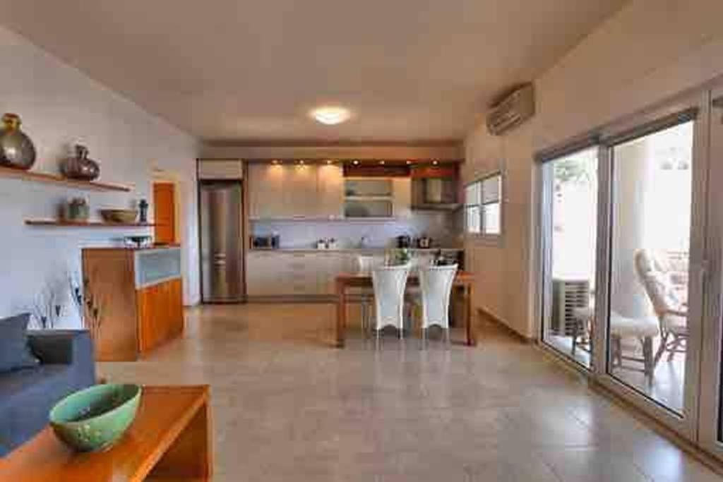 Eleni Sea View Luxury Apartment In Mades Ligaria  Exterior photo